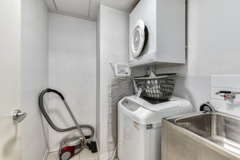 Hotel Quest Spring Hill Serviced Apt