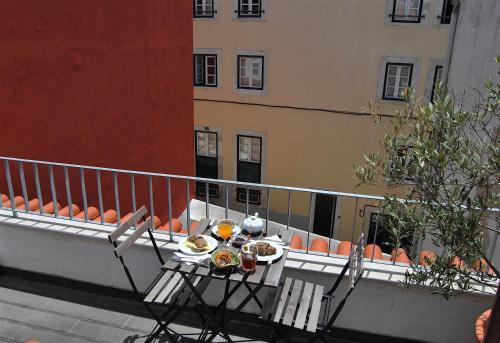 Ama Apartments