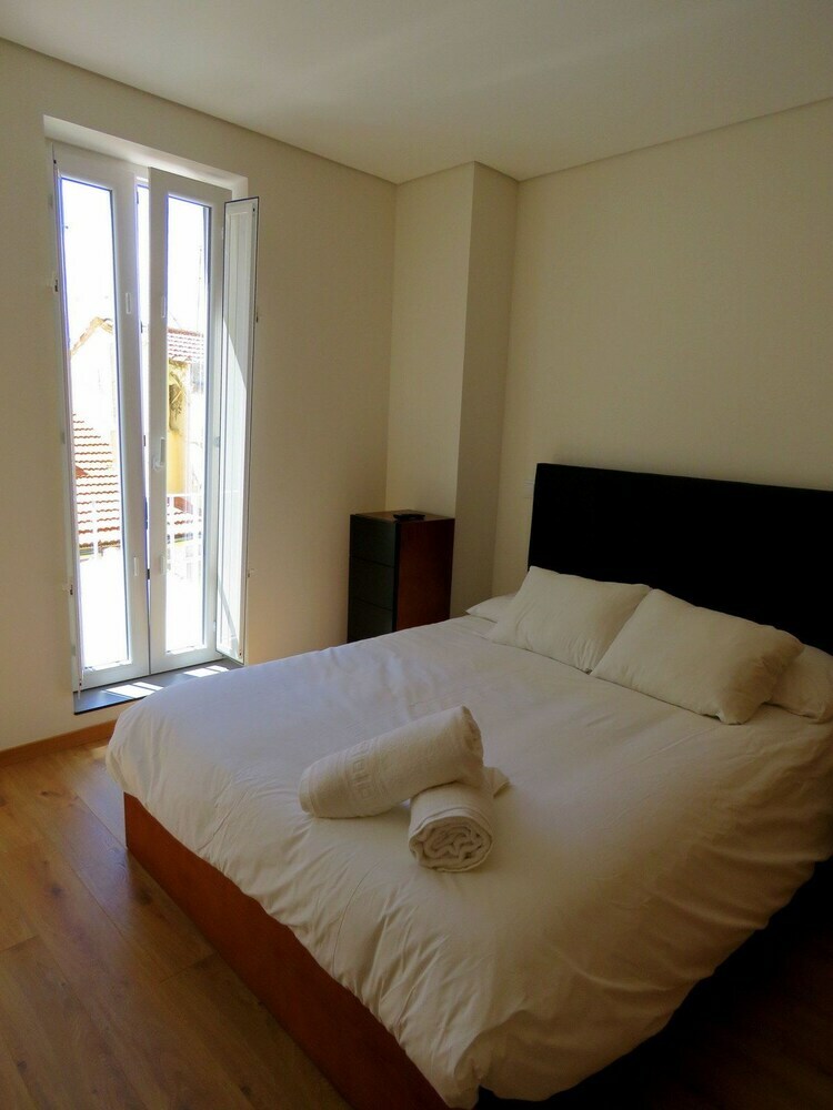 Hostal Downtown Boutique Studio E Suites