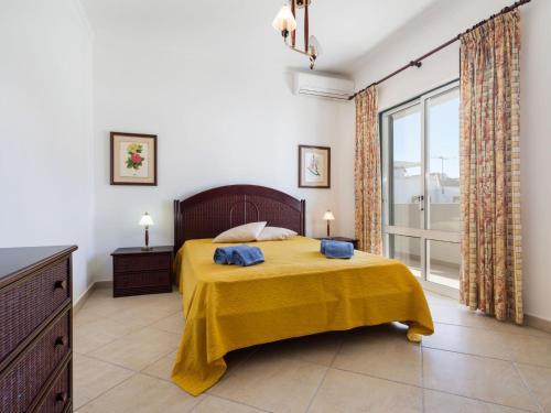 Holiday Home Manta Rota 450m From The Beach