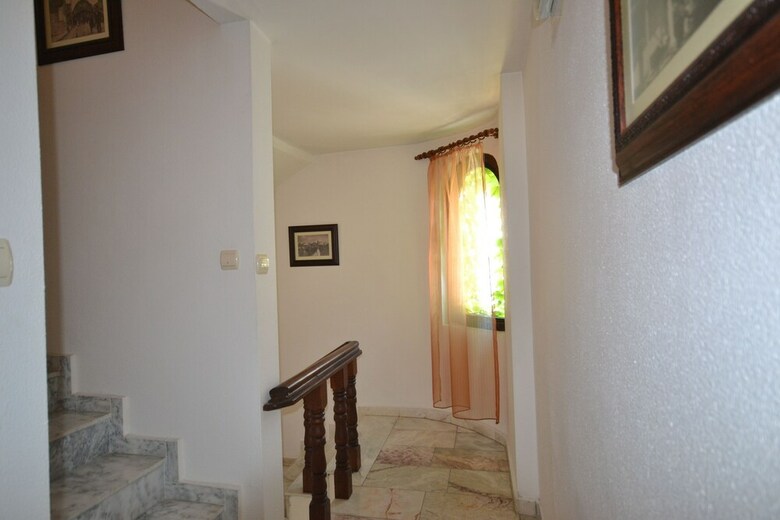 Hotel More