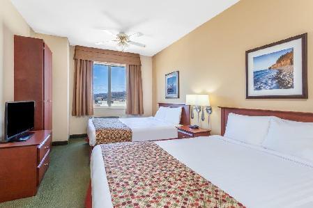 Super 8 Campbellton Hotel