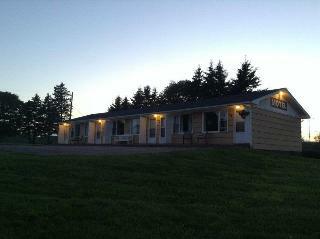 Hotel Royalty Maples Cottages & Motel