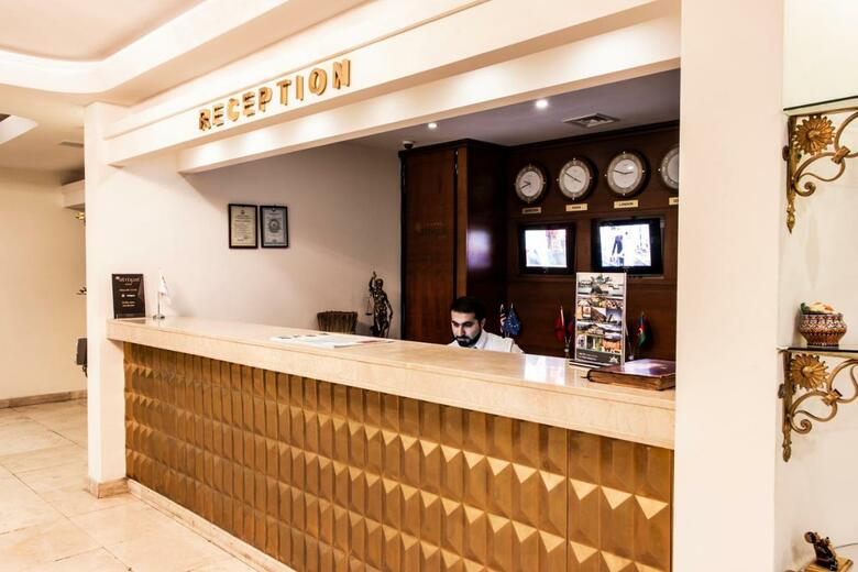 Atropat Hotel
