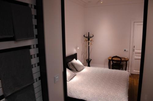 Hostal Albert Moli�re
