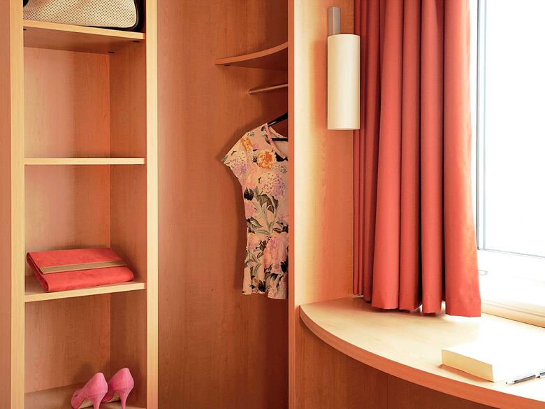 Hotel Ibis Charleroi Airport Brussels South