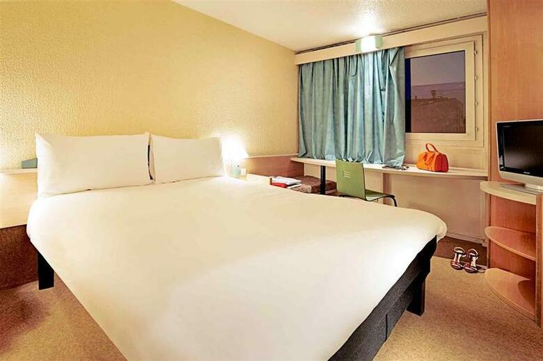 Hotel Ibis Charleroi Airport Brussels South