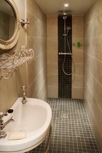 B&B Charmes D'h�tes