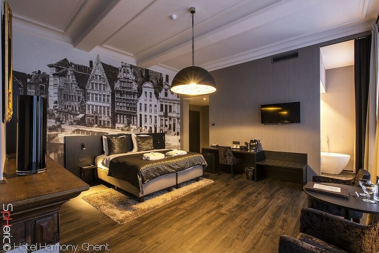 Hotel Harmony