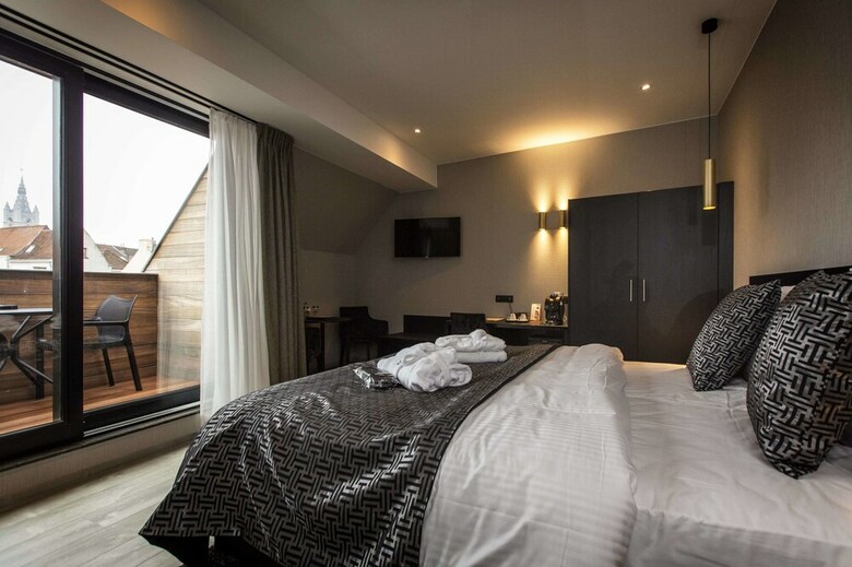 Hotel Harmony