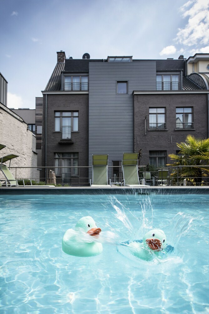 Hotel Harmony