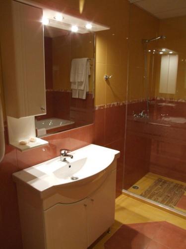 Hotel Kiparis Alfa