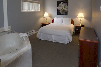 Hotel Tiki Shores Beach Motel Resort
