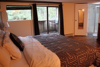 Tall Trees Bed & Breakfast