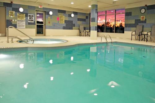 Hotel Holiday Inn Express & Suites Vaughan Southwest