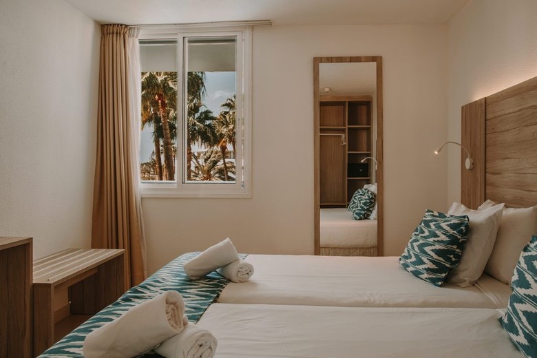 Apartamentos Playa Del Sol S�lo Adultos