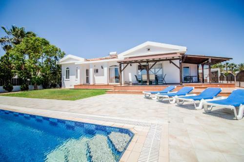 Villa Mia