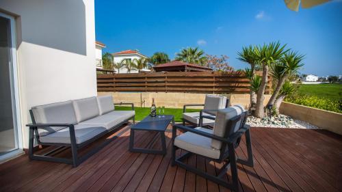 Rent Private Villa 364