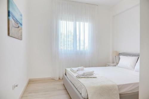 Royal Seafront Luxury Villa