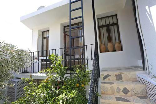 Lusignans Guest House