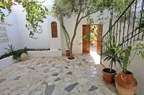 Lusignans Guest House