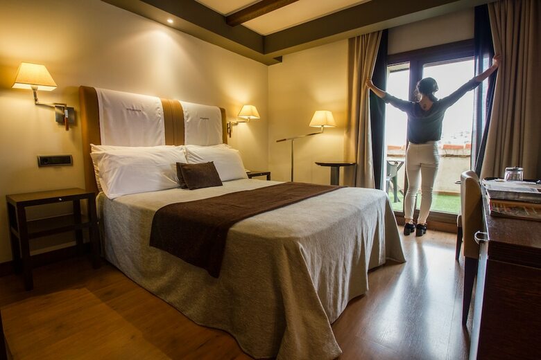 Hotel & Spa Balfag�n