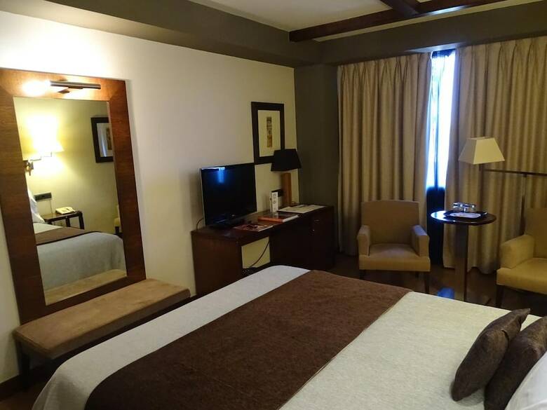 Hotel & Spa Balfag�n