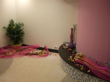 Tus' Hotel