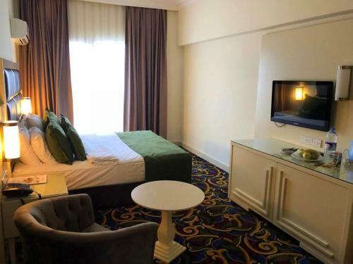 Hotel Oscar Boutique & Casino
