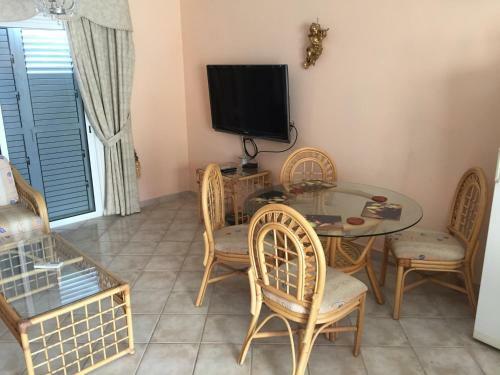 Sea Front 2 Bed House