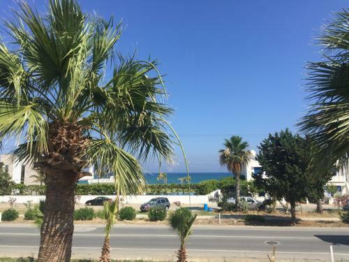 Sea Front 2 Bed House