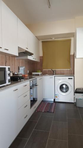Alex Seaview Apartment 32