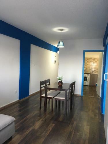 Blue Home Apartment