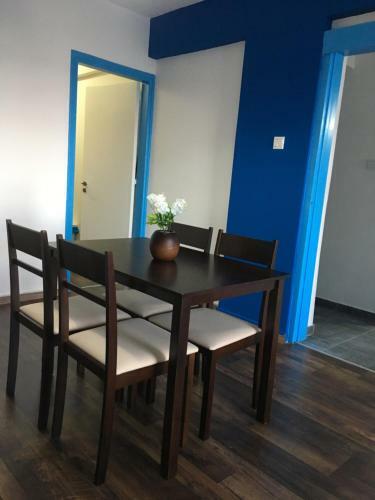 Blue Home Apartment