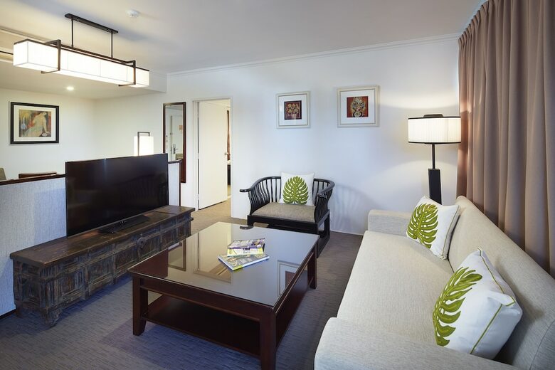 Hotel Esplanade River Suites