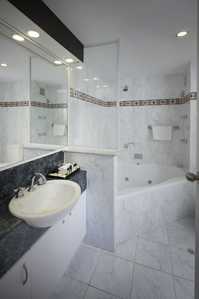 Hotel Esplanade River Suites
