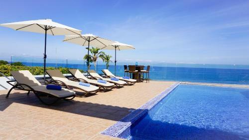 Villa Beach Front Aqua Marina