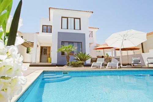 Vasiliki Villa