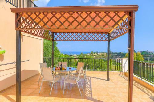 Villa Athina Finiki