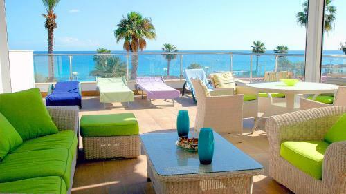 Pallinion Apartment Beachfront