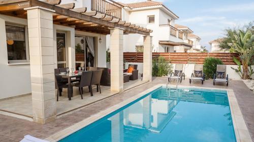 Rent Private Villa 154