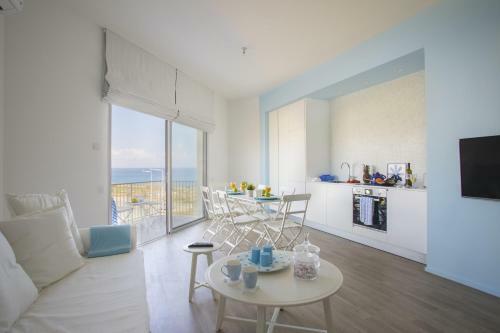 Apartamento Azure Beachfront Suite
