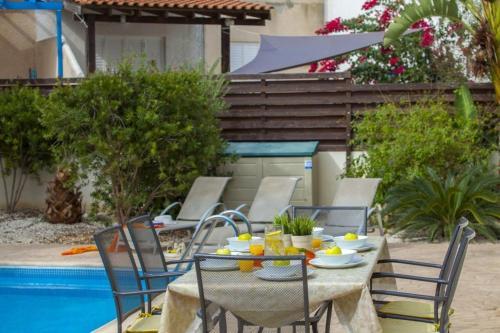 Villa Located Close To Protaras Strip And Beach Protaras Villa 89
