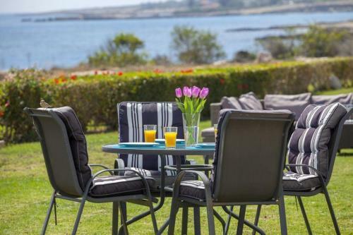 ?villa In A Fantastic Location On The Seafront? Protaras Villa 48