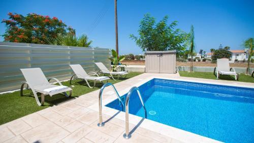 Rent Private Villa 445