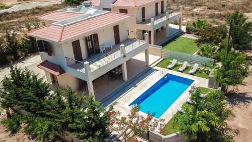 Rent Private Villa 445