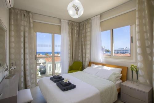 Villa Imagine Renting Your Own Beachfront Home Protaras Apartment 12