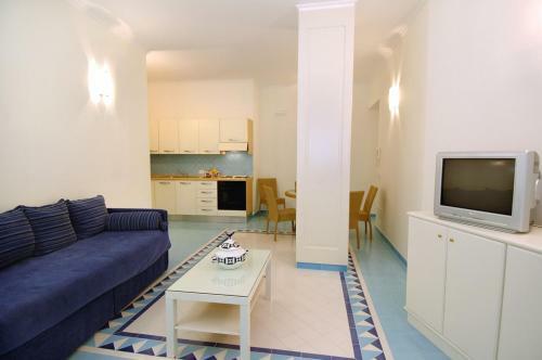 Aurora Apartments