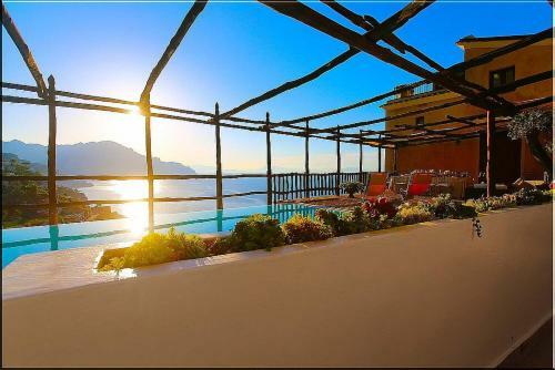 Amalfi Villa Sleeps 12 Pool Air Con Wifi