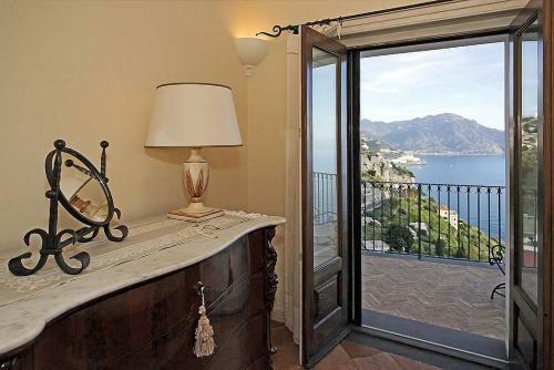 Amalfi Villa Sleeps 12 Pool Air Con Wifi